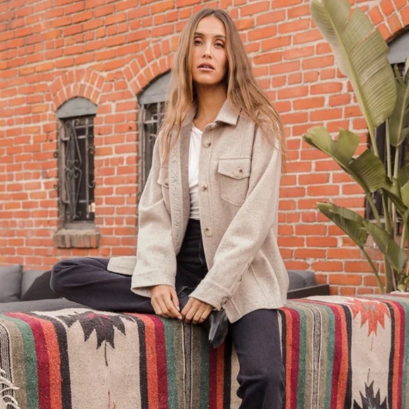 Lulus Shacket - Picture 2 of 6